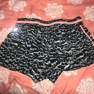 fabletics running shorts
